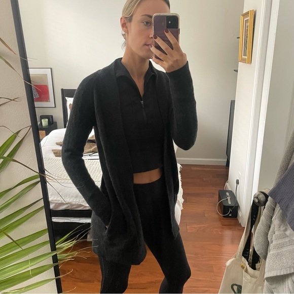 Theory 100% Cashmere Cardigan - Picture 2 of 7